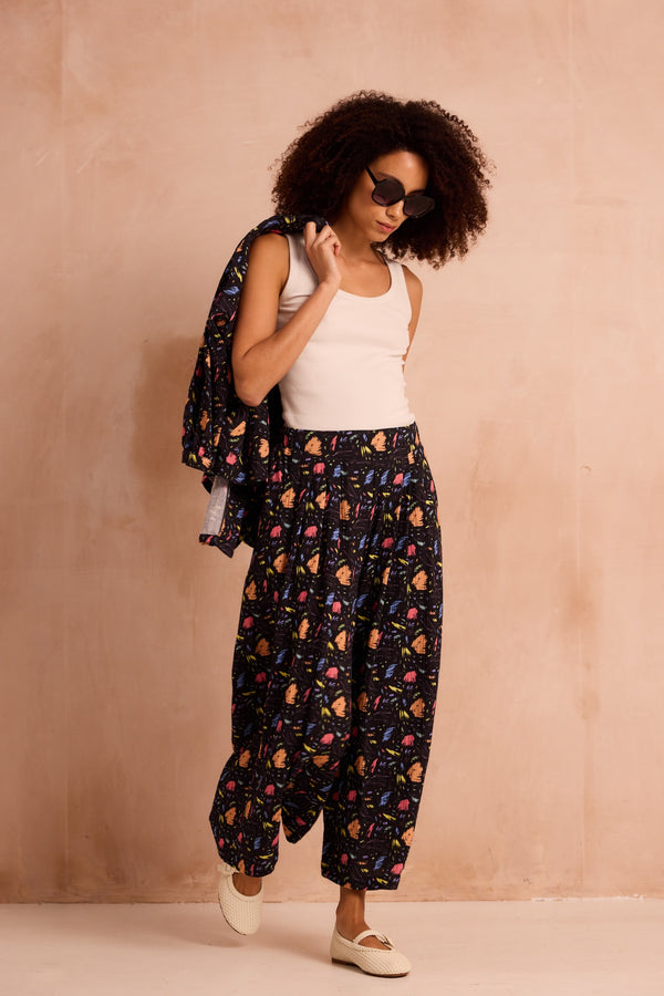 Wide legged culottes in abstract print