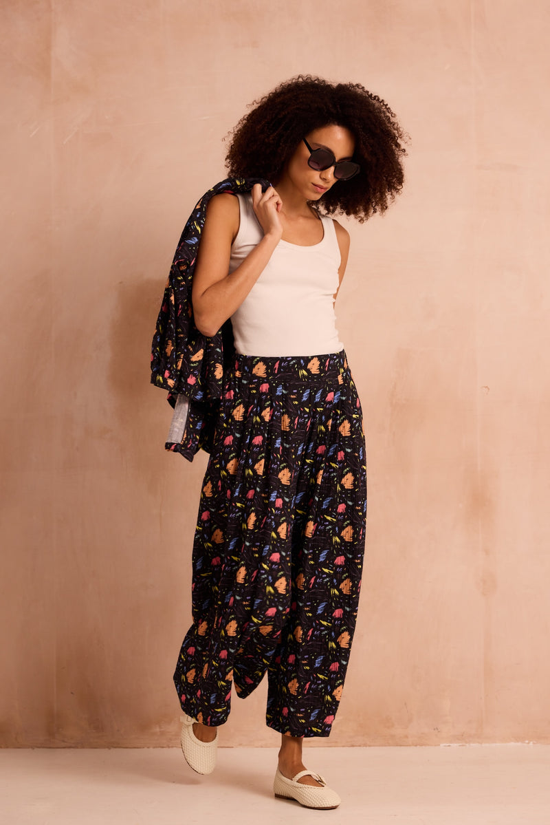 Wide legged culottes in abstract print