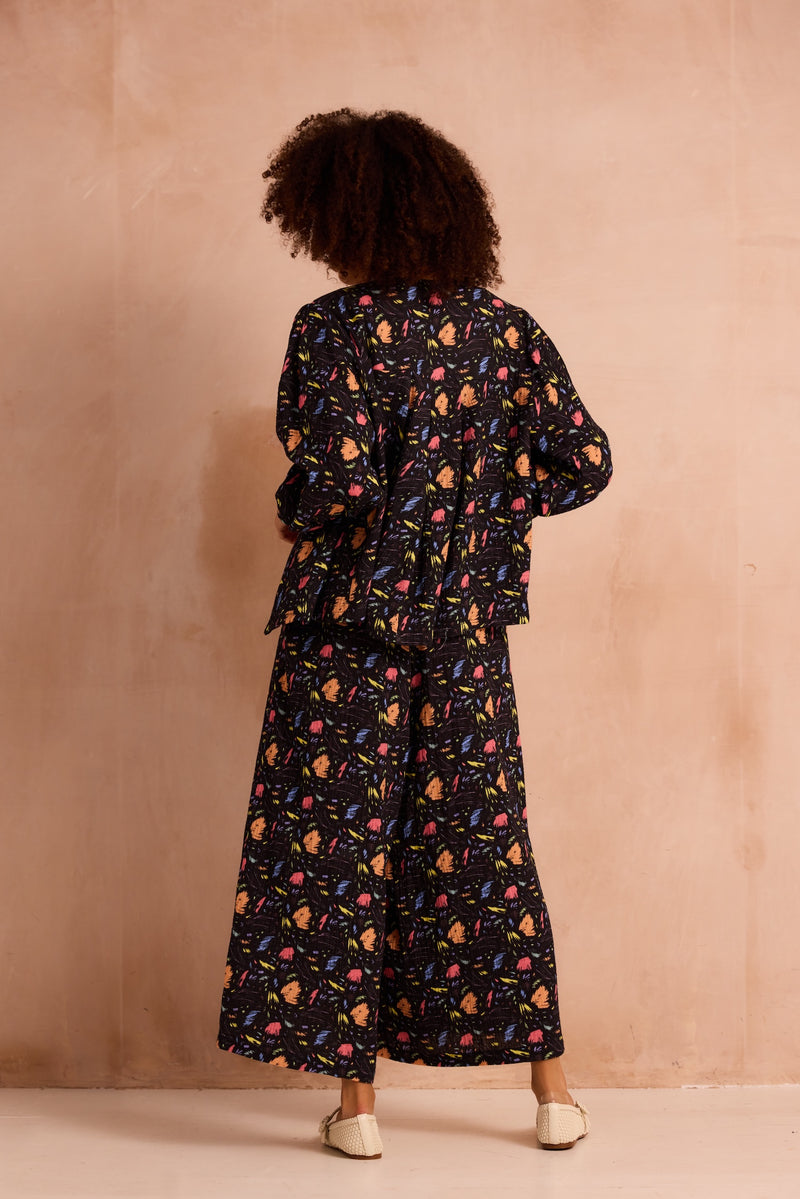 Wide legged culottes in abstract print