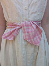 Iris Cravat