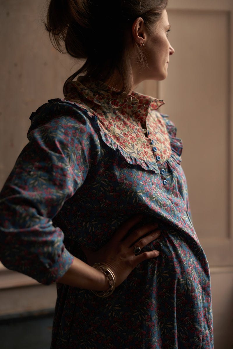 Cora Dress in Contrast floral (medium and large)
