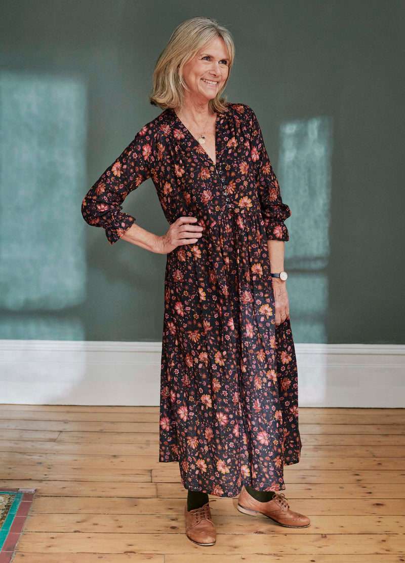 Pearl Dress in Floral print (Petite only)